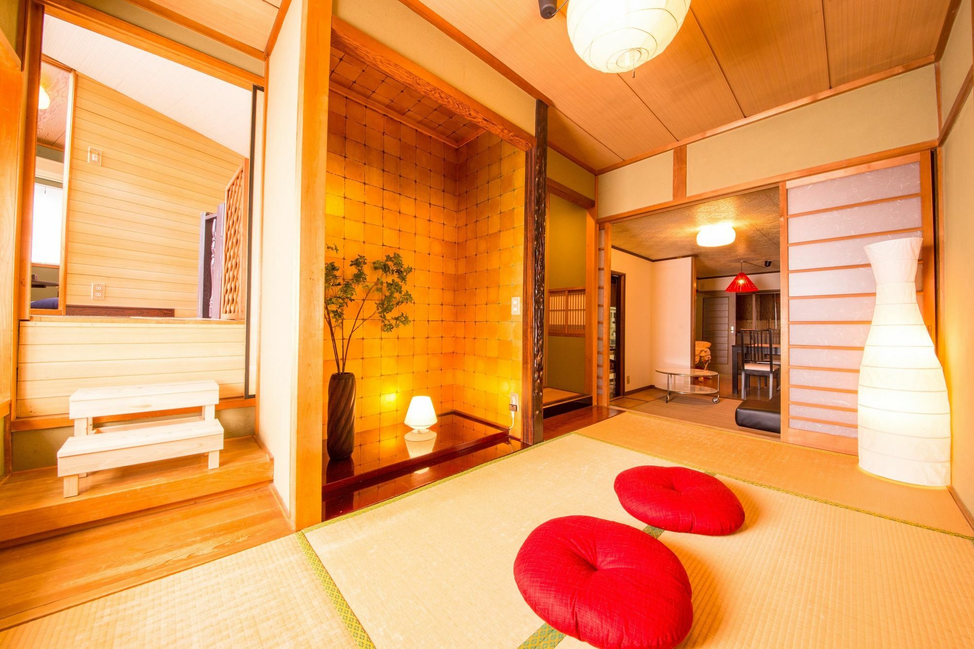 Kyoto Fushimi Lib Plus 외부 사진