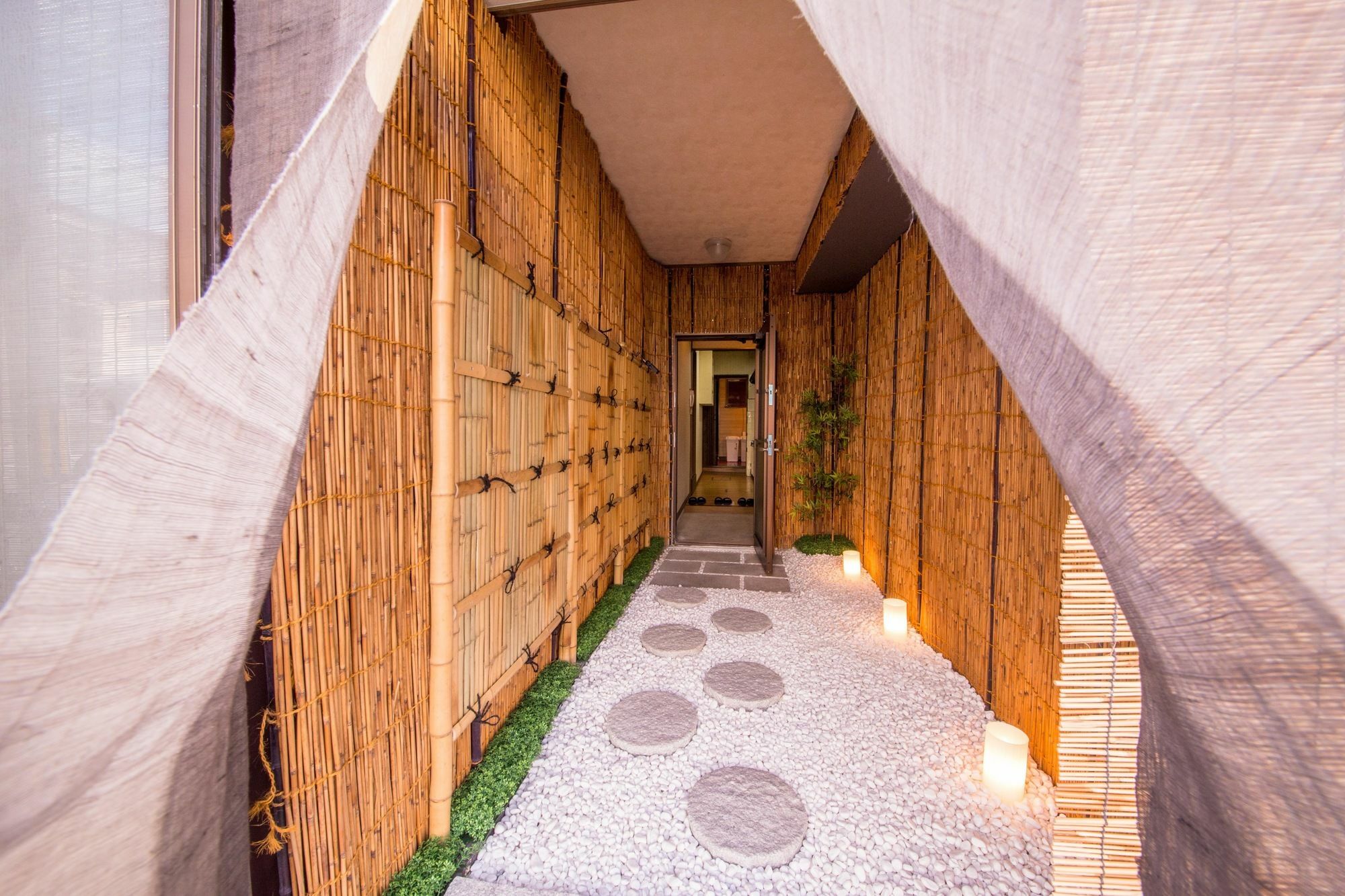 Kyoto Fushimi Lib Plus 외부 사진